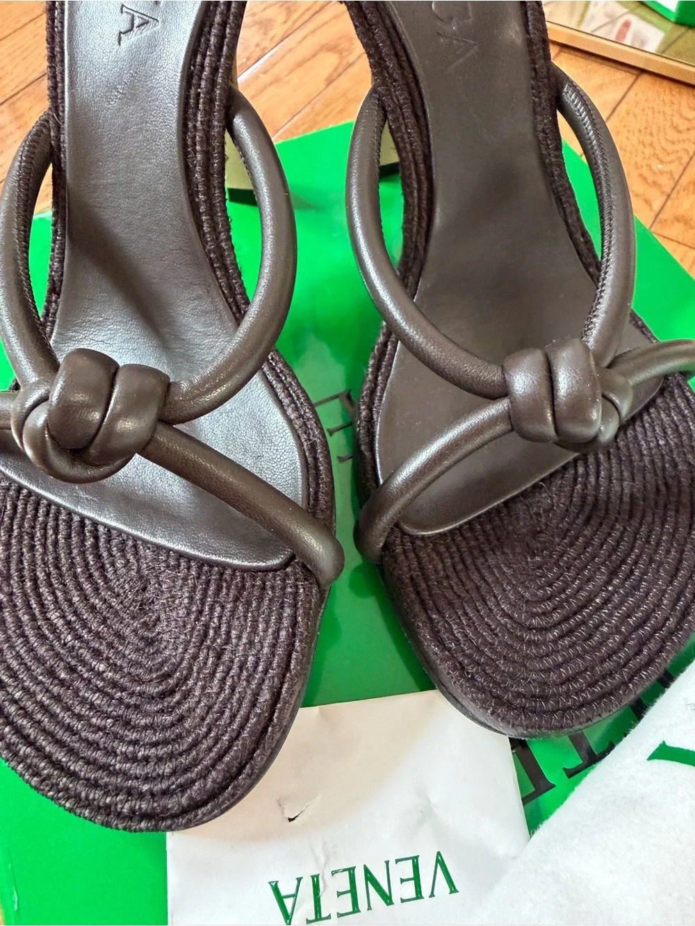 NWB Bottega Veneta Blink Jute-Trimmed Leather Brown Sandals ~ Size 37.5 / 7.5 US - Picture 9 of 13